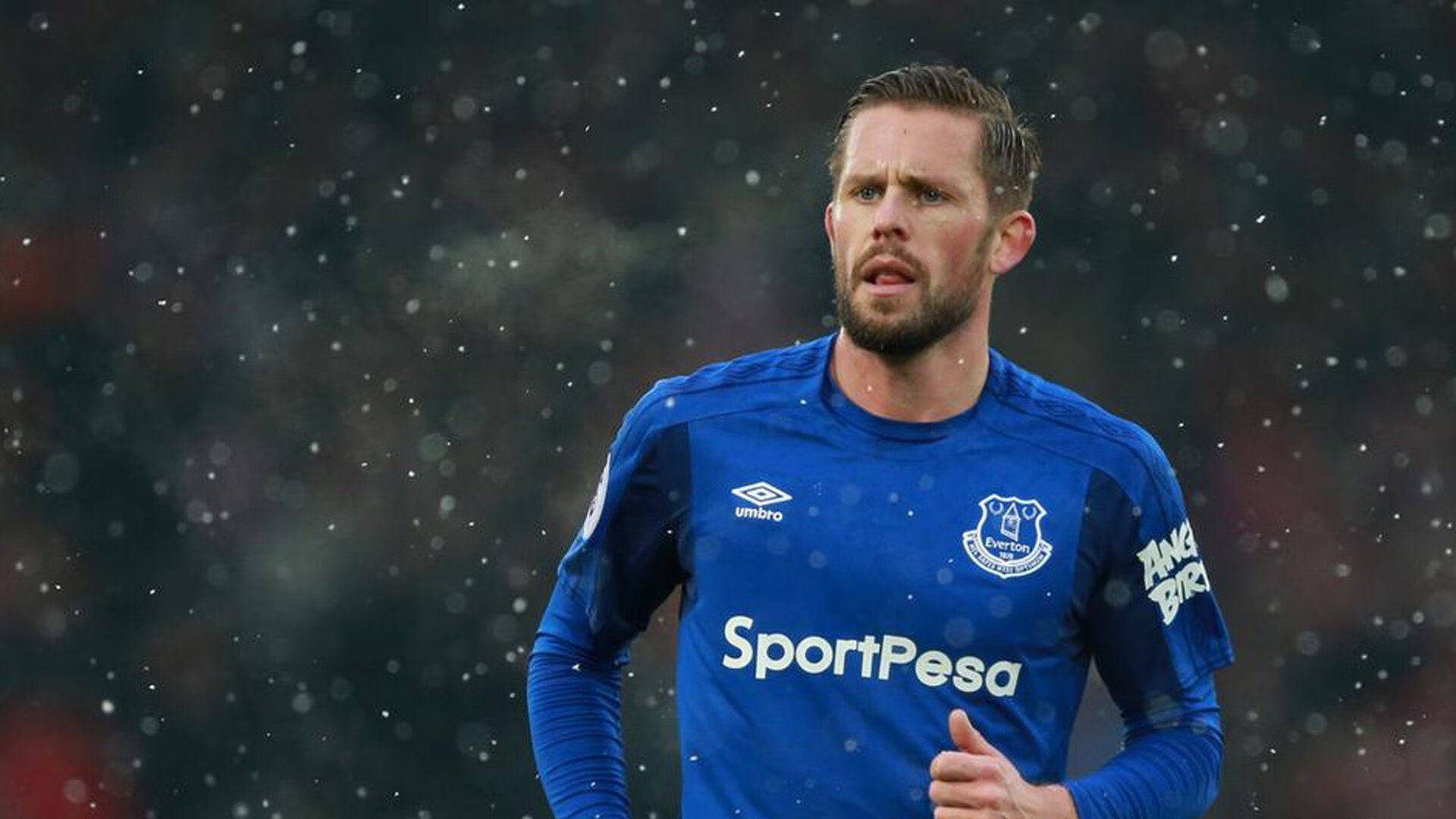 曼联加强阵容补强，安德森成为冬窗引援目标，曼城门将安德森